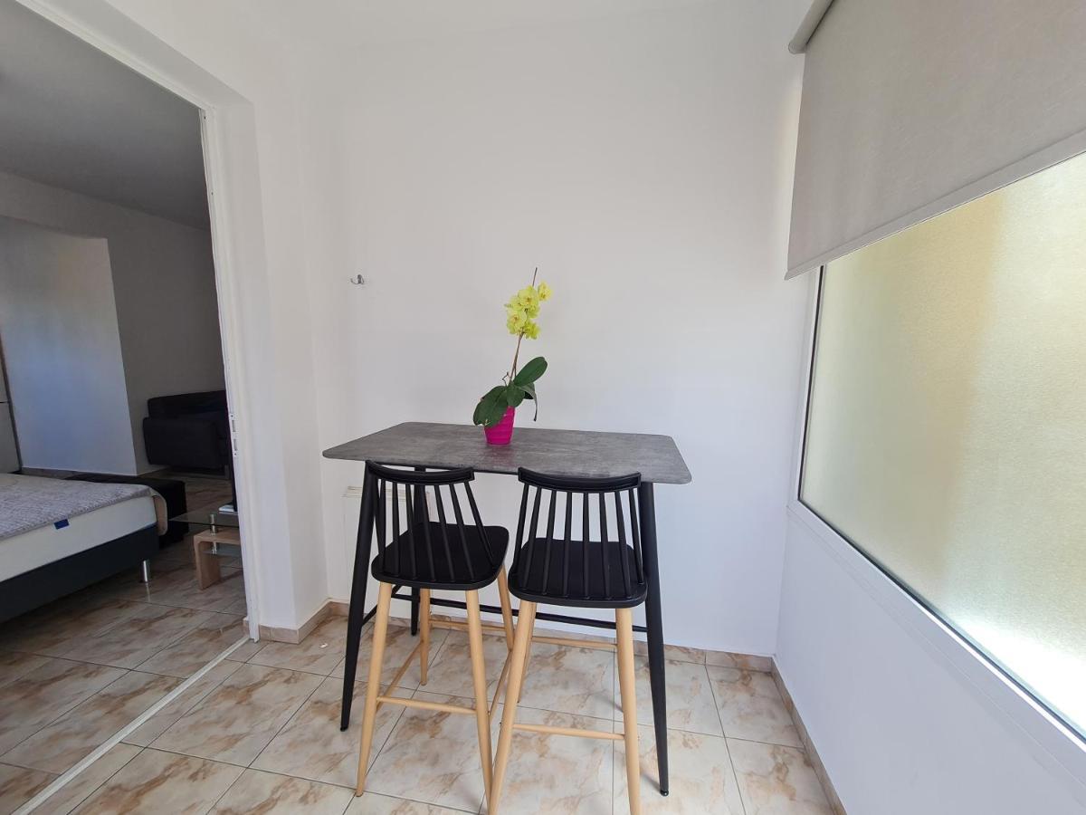 Laertis 2 Complex, Studio Apartment 106 - By Imh Travel & Tours Paphos Exterior foto